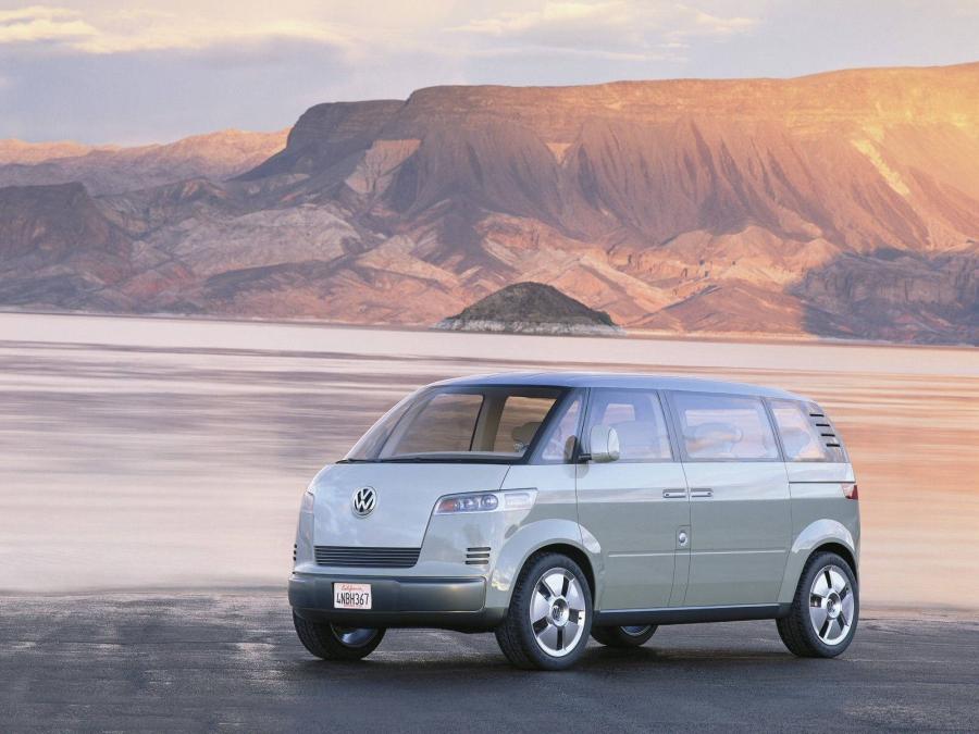  Volkswagen Microbus Concept 2001 года  (фото 5 из 12)
